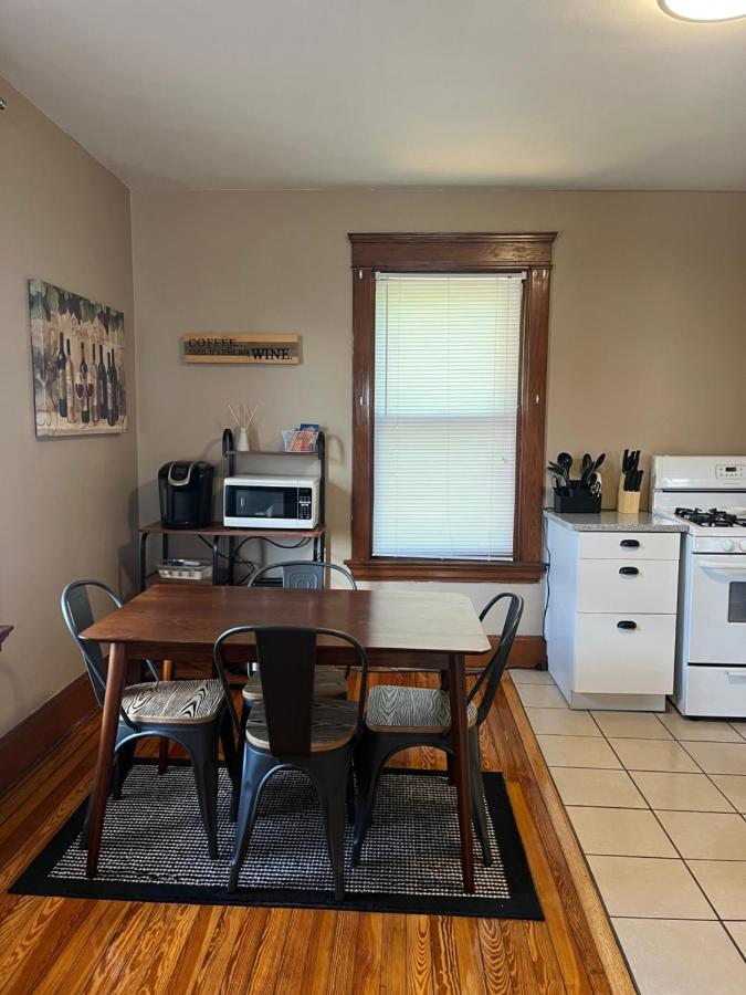 Mid-Century Modern Apartment! Covington Exterior photo